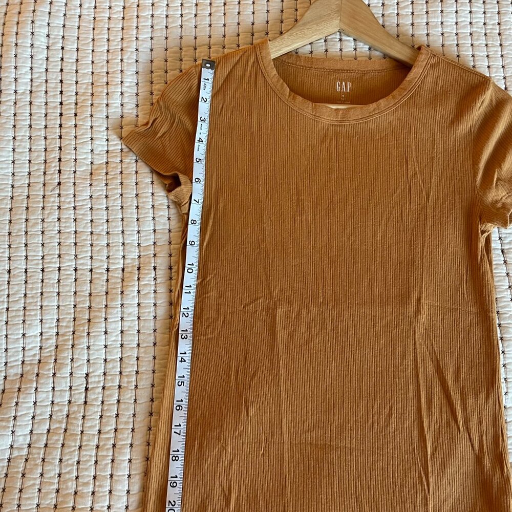 GAP Short Sleeve Knit Shirt Orange/Brown Women's Small